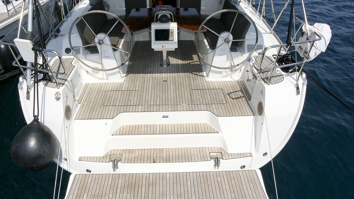 Bavaria Cruiser 46, Beef | Yacht Charter Croatia