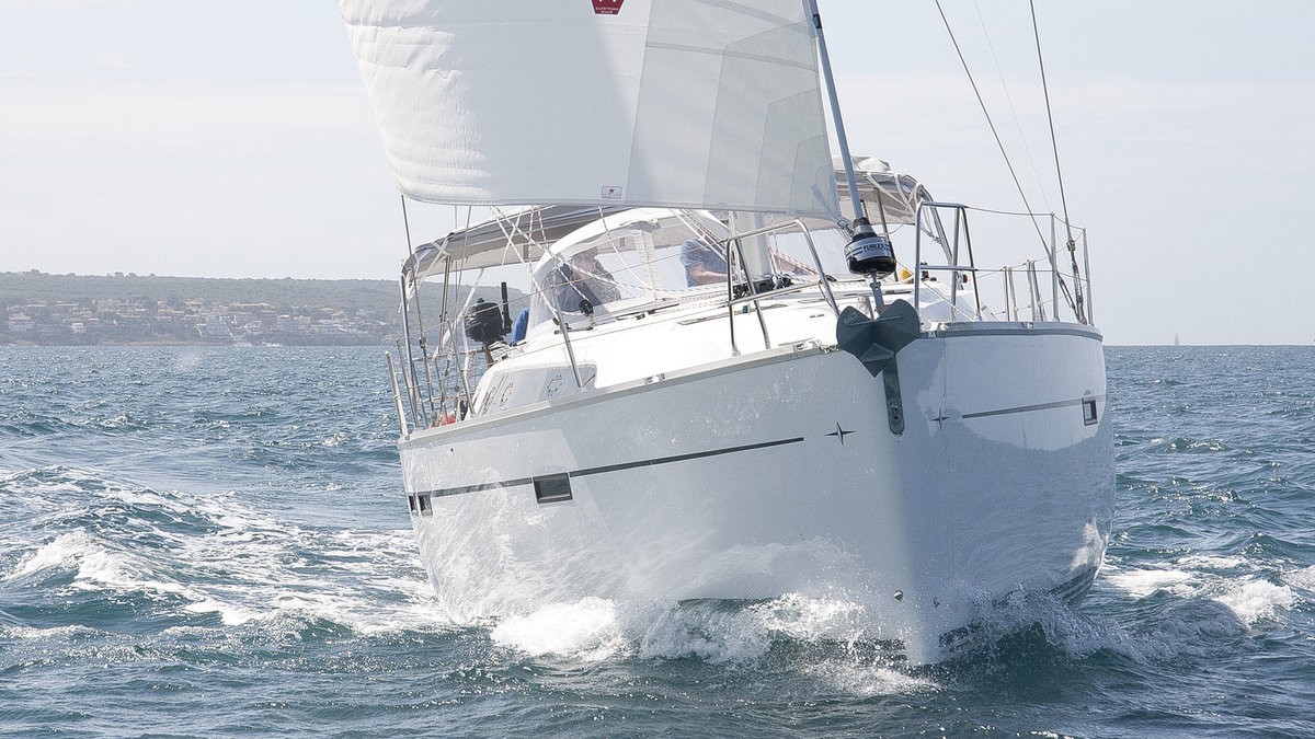 Bavaria Cruiser 46, Beef | Yacht Charter Croatia
