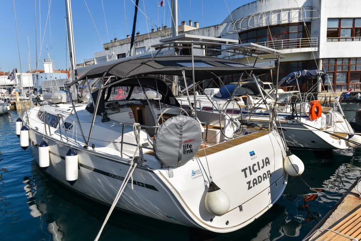 Bavaria Cruiser 46, Ticija | Yacht Charter Croatia