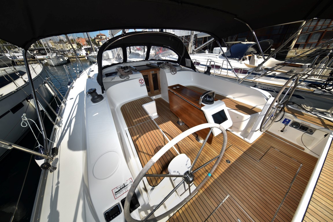 Bavaria Cruiser 46, Ticija | Yacht Charter Croatia
