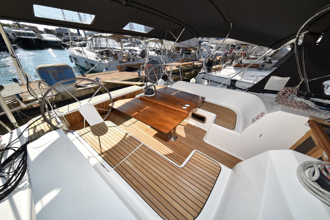 Bavaria Cruiser 46, Ticija | Yacht Charter Croatia