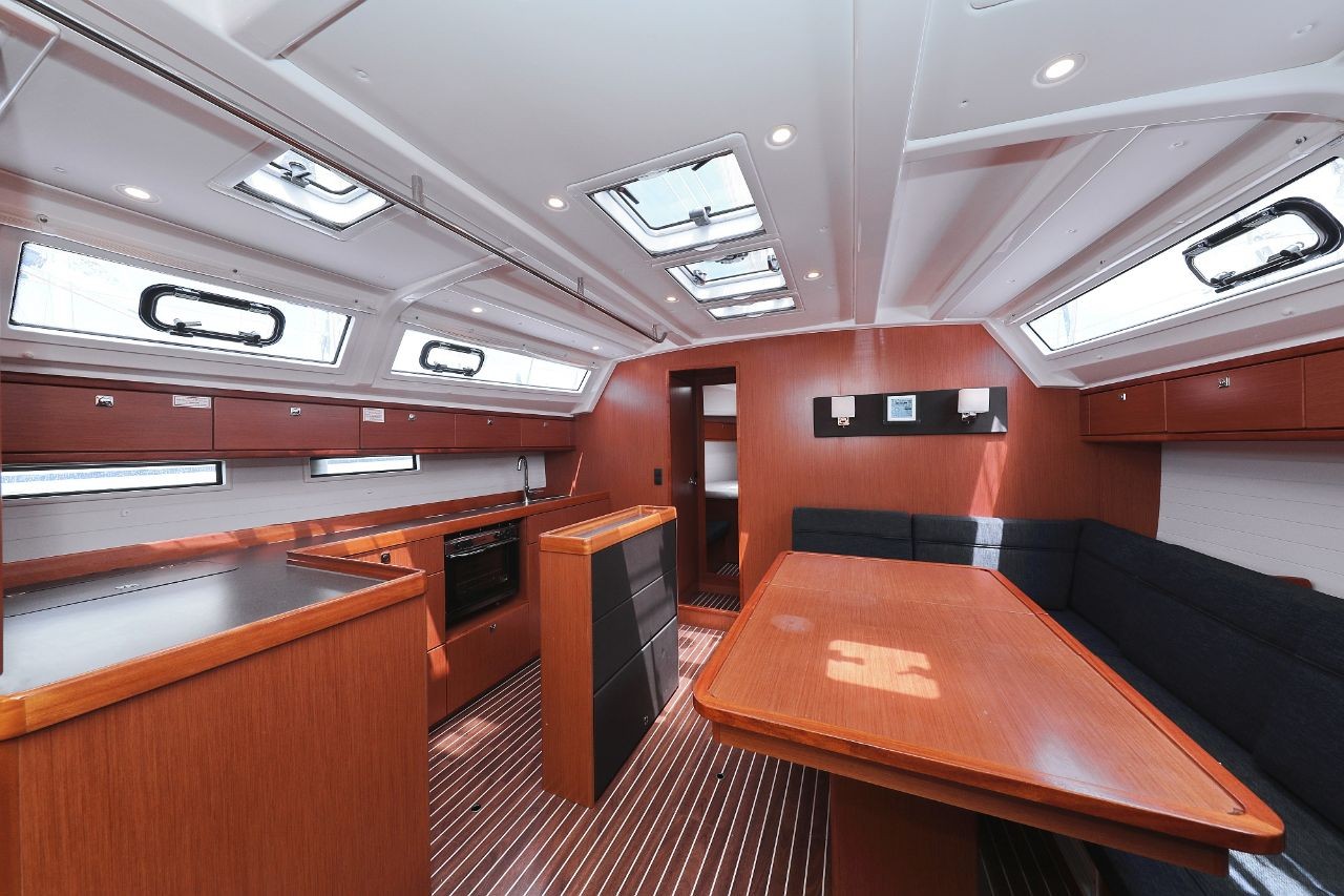 Bavaria Cruiser 46, Ticija | Yacht Charter Croatia