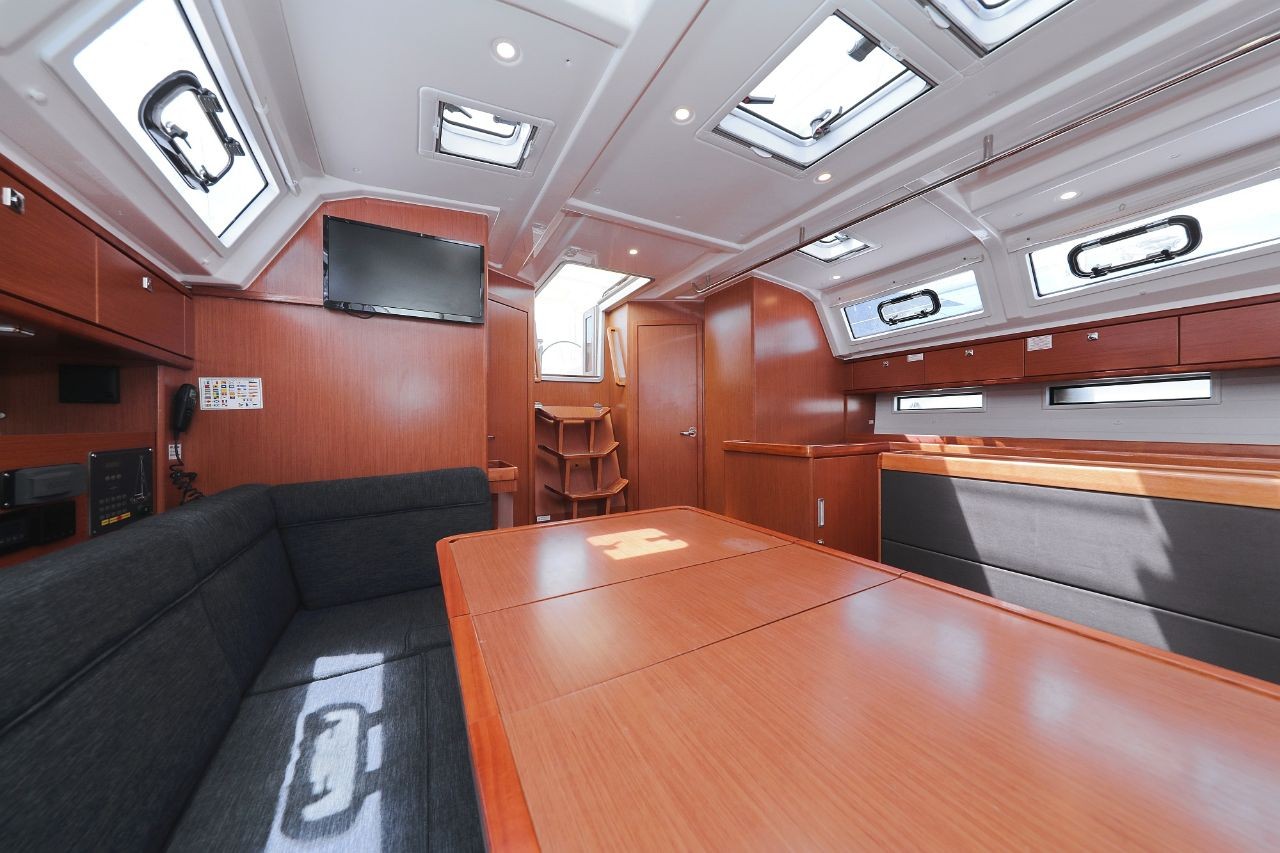 Bavaria Cruiser 46, Ticija | Yacht Charter Croatia