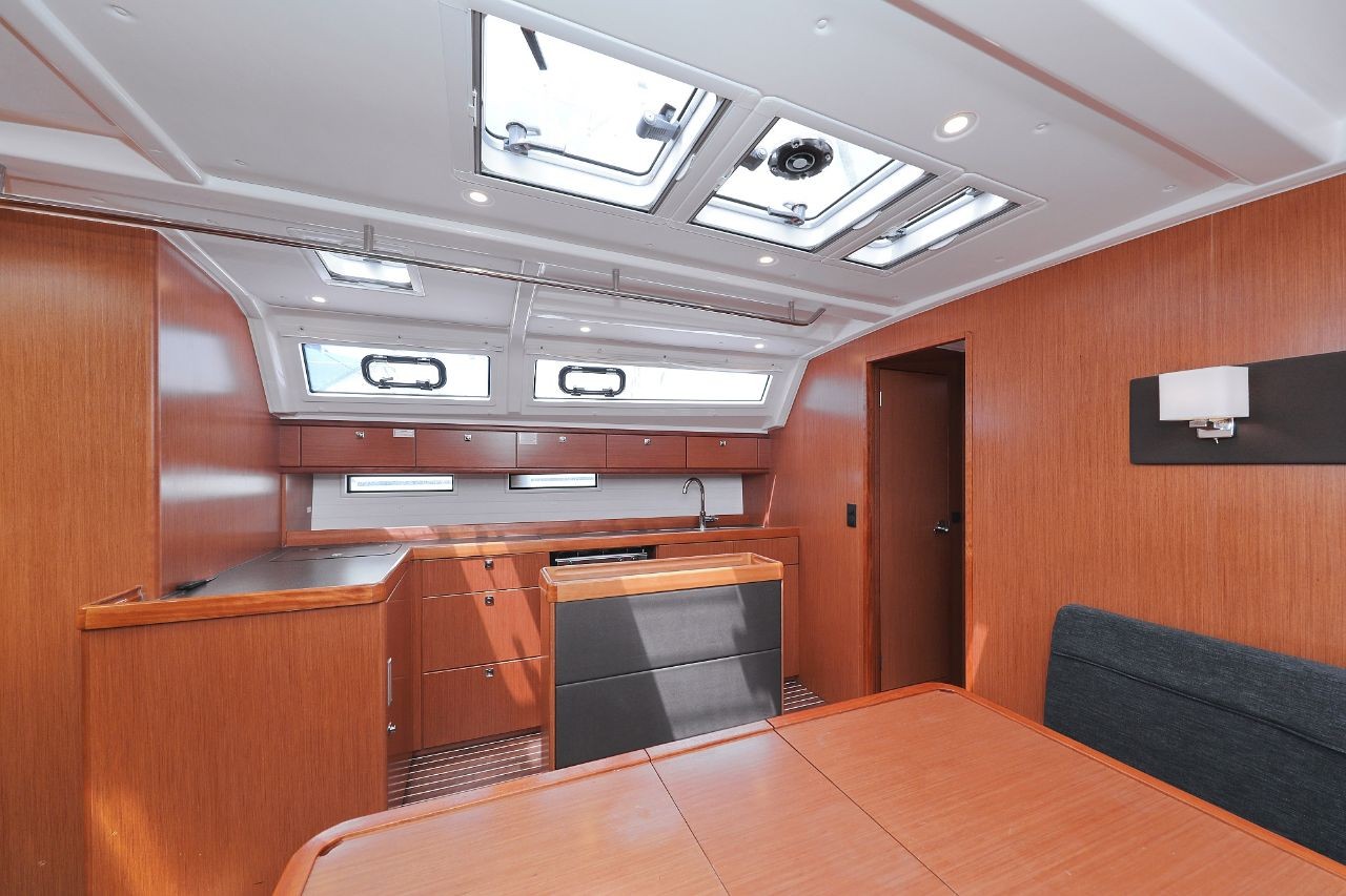 Bavaria Cruiser 46, Ticija | Yacht Charter Croatia