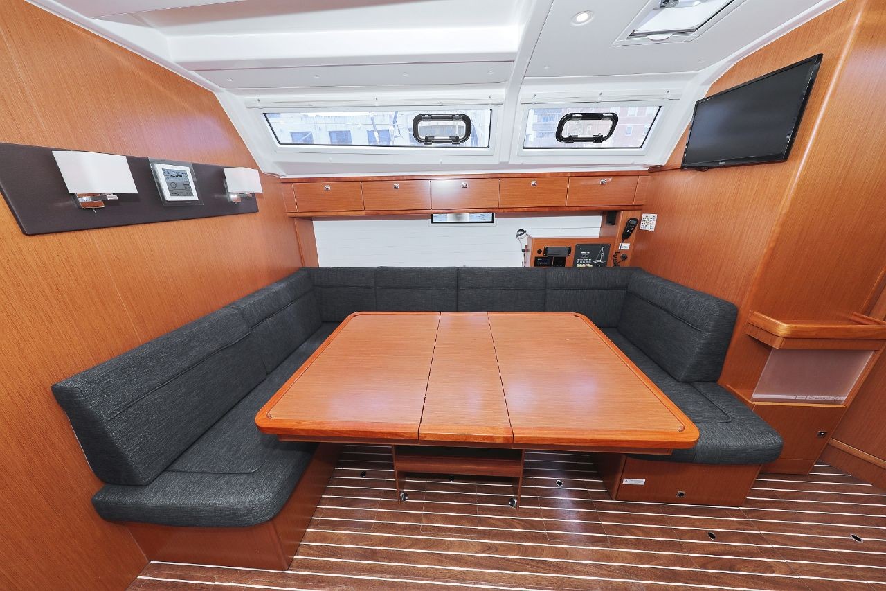 Bavaria Cruiser 46, Ticija | Yacht Charter Croatia