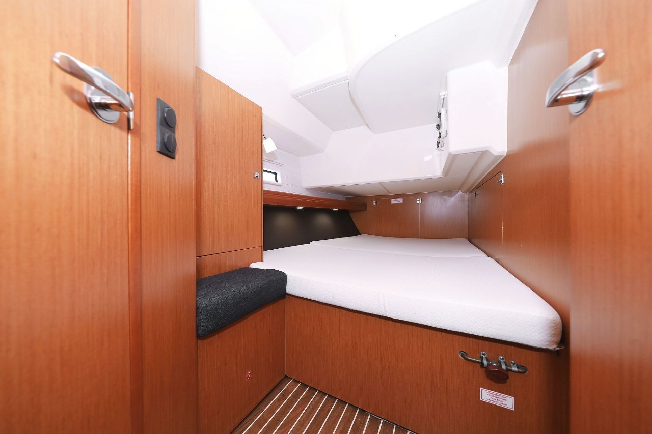 Bavaria Cruiser 46, Ticija | Yacht Charter Croatia