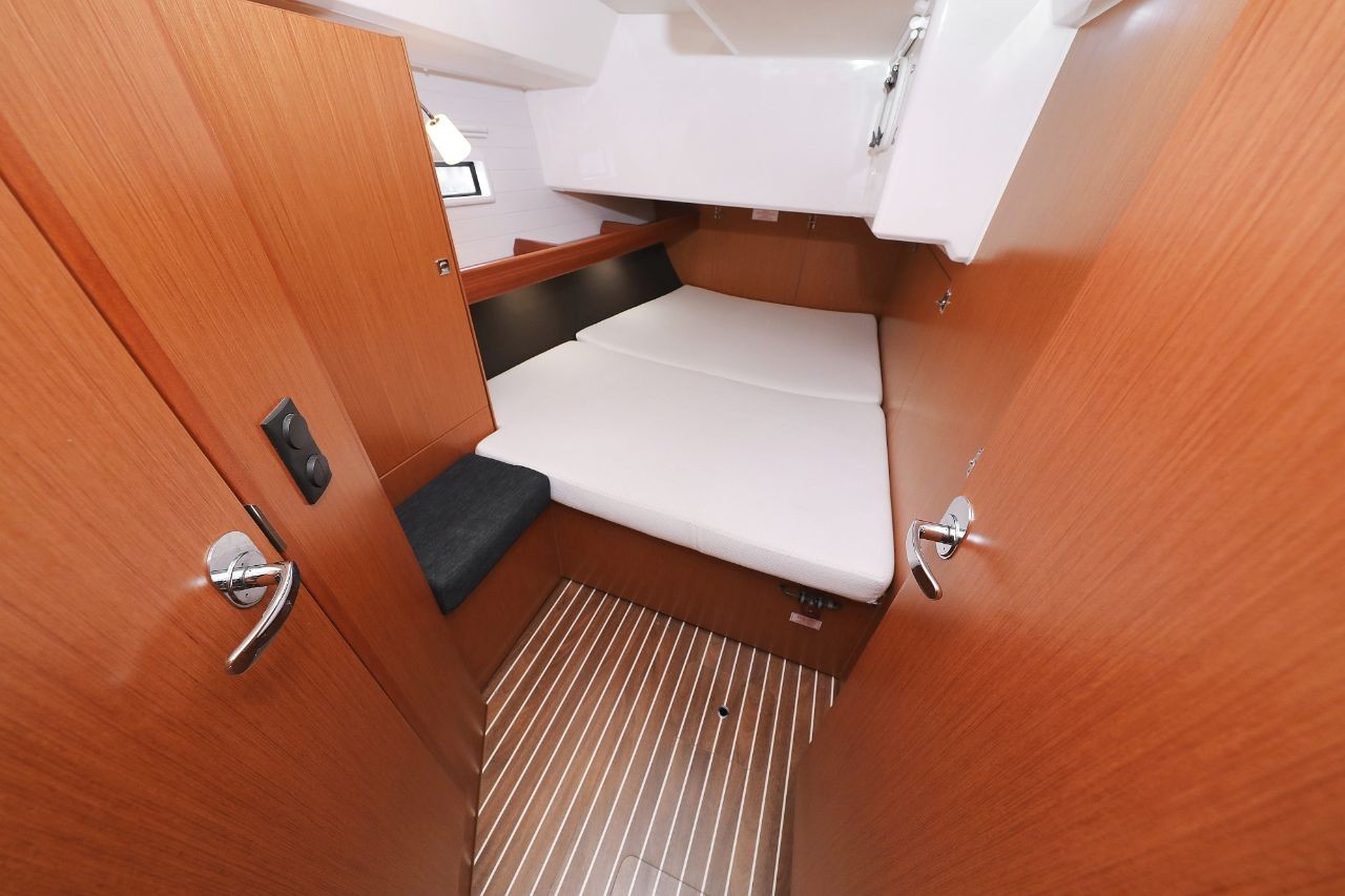 Bavaria Cruiser 46, Ticija | Yacht Charter Croatia