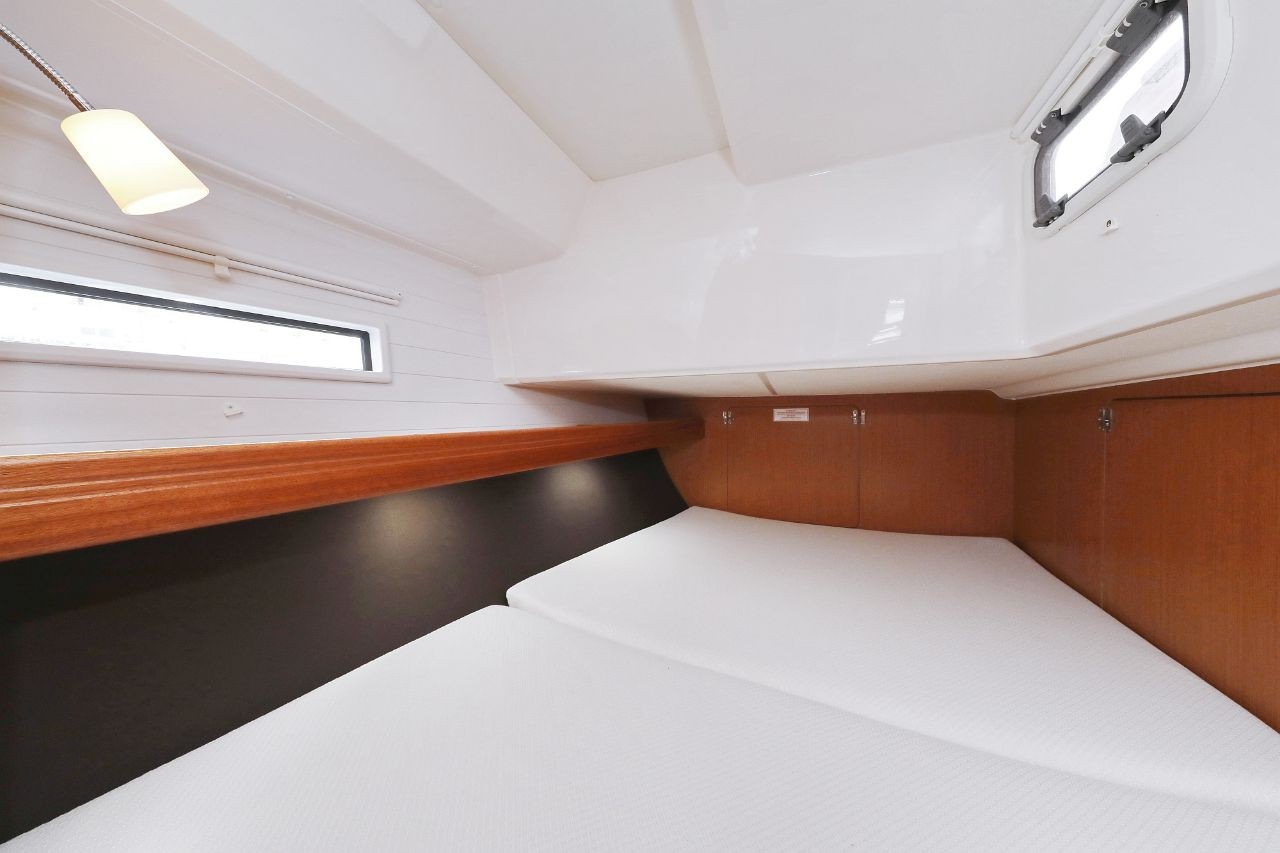Bavaria Cruiser 46, Ticija | Yacht Charter Croatia