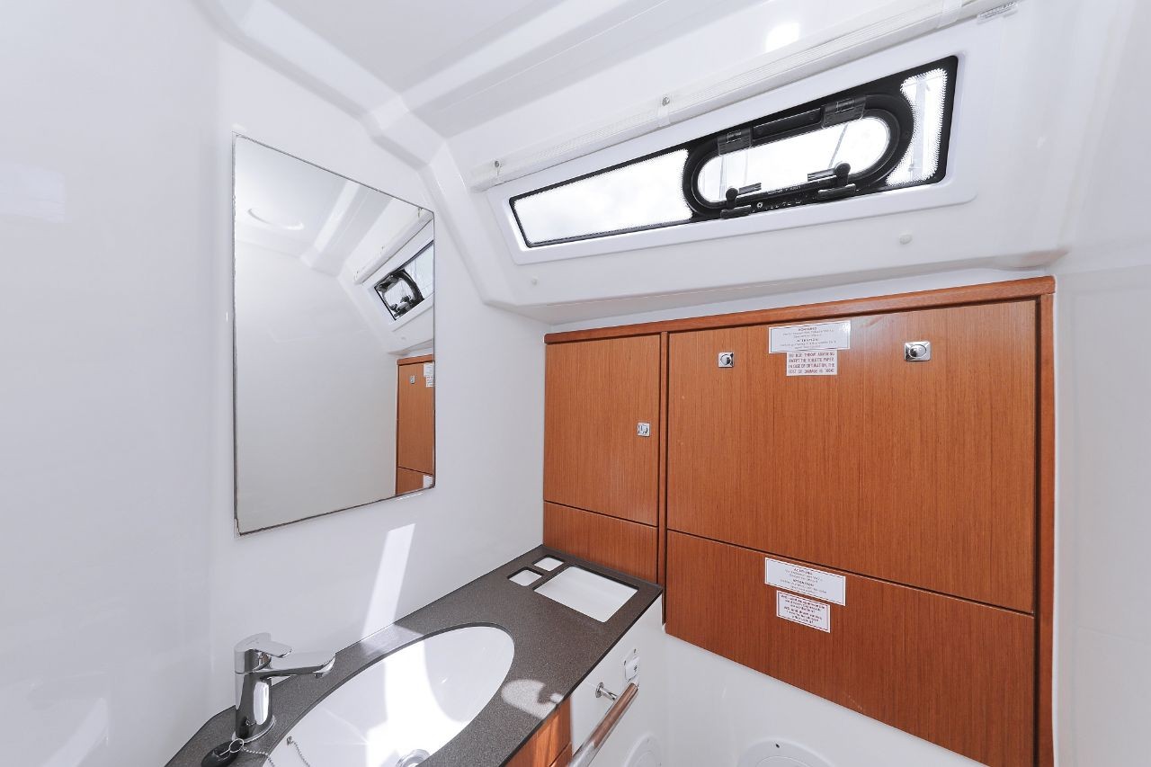 Bavaria Cruiser 46, Ticija | Yacht Charter Croatia