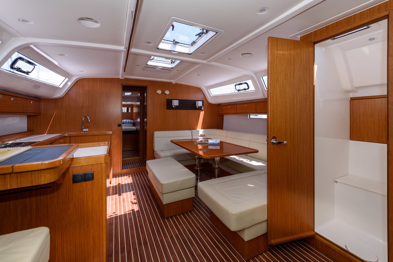 Bavaria Cruiser 51, Bubble | Yacht Charter Croatia