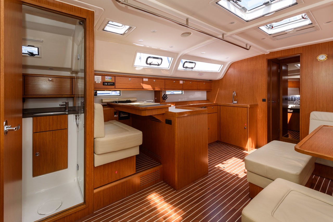 Bavaria Cruiser 51, Bubble | Yacht Charter Croatia
