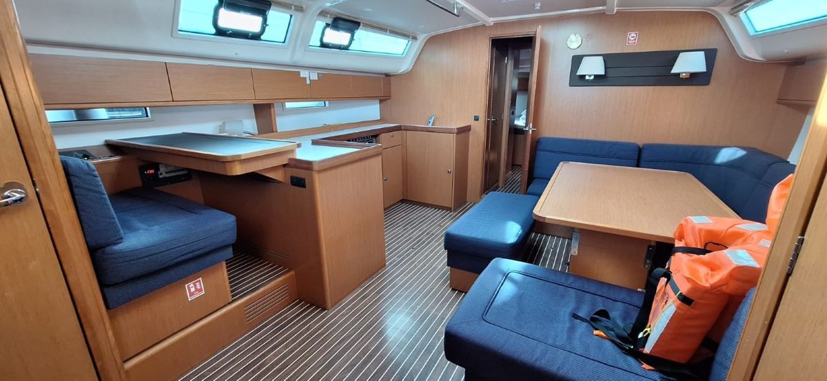Bavaria Cruiser 51, Ivolga | Yacht Charter Croatia