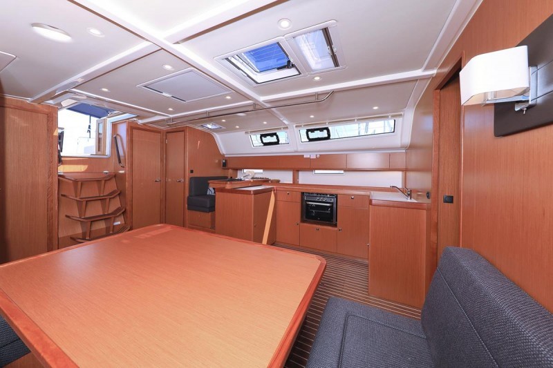 Bavaria Cruiser 51, Bonnytta | Yacht Charter Croatia