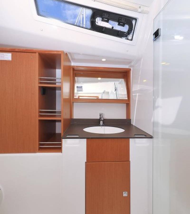 Bavaria Cruiser 51, Bonnytta | Yacht Charter Croatia