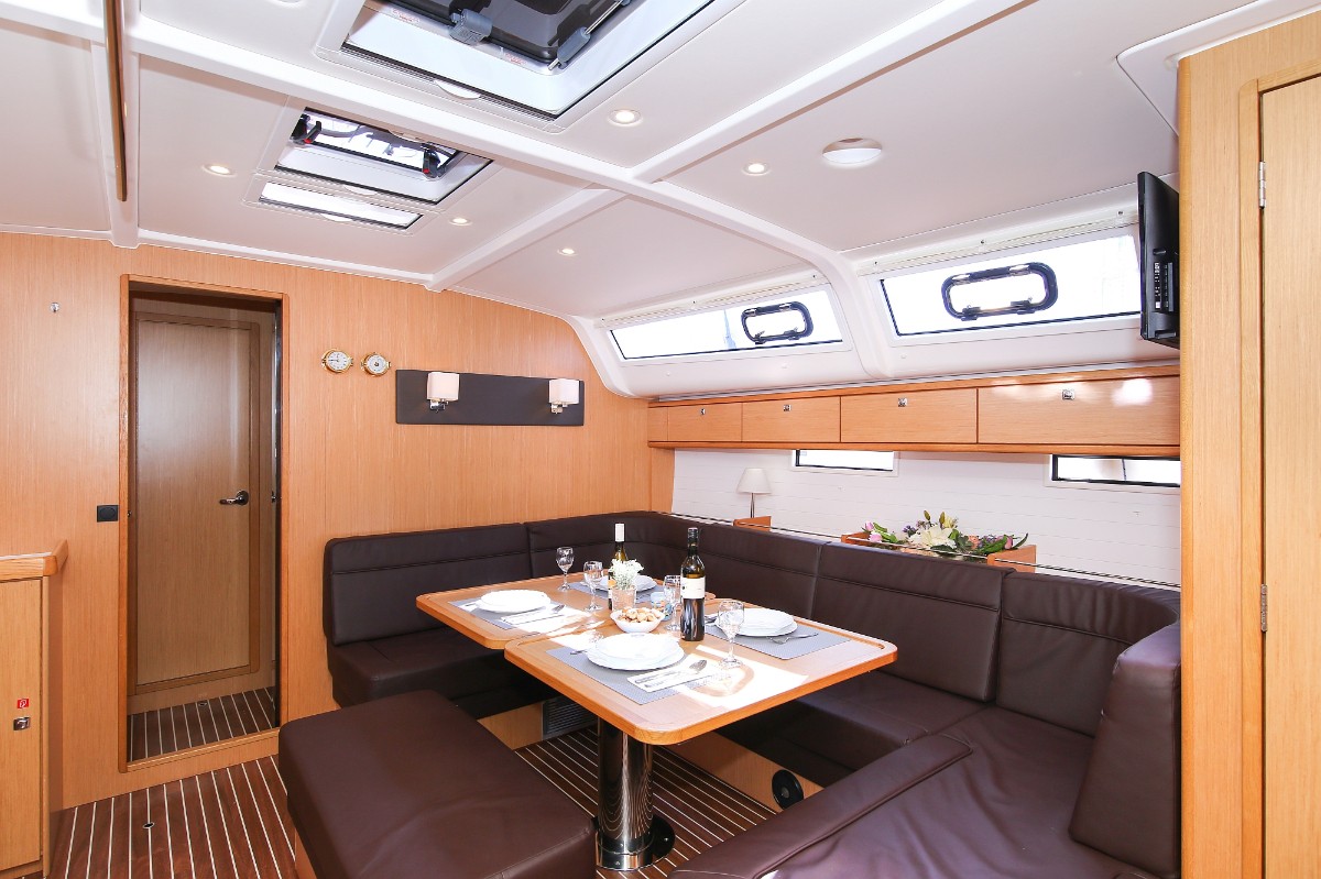 Bavaria Cruiser 51, Marcellino | Yacht Charter Croatia