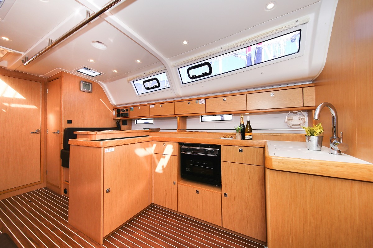 Bavaria Cruiser 51, Marcellino | Yacht Charter Croatia