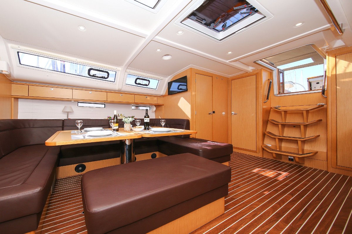 Bavaria Cruiser 51, Marcellino | Yacht Charter Croatia