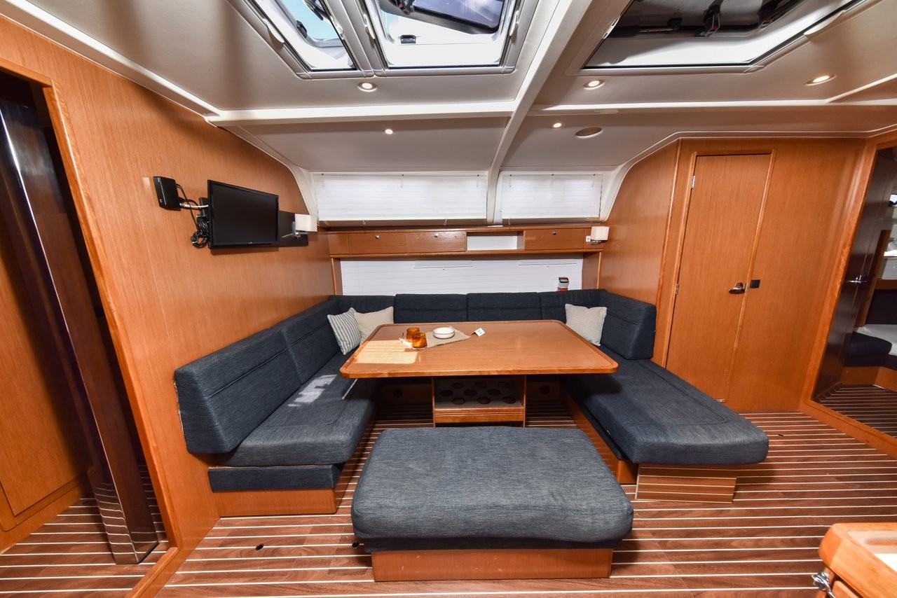 Bavaria Cruiser 51, Yolo | Yacht Charter Croatia