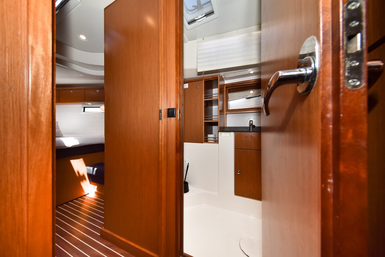 Bavaria Cruiser 51, Yolo | Yacht Charter Croatia