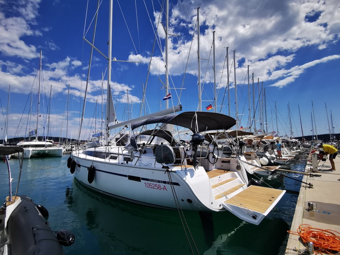 Bavaria Cruiser 51, Marie | Yacht Charter Croatia