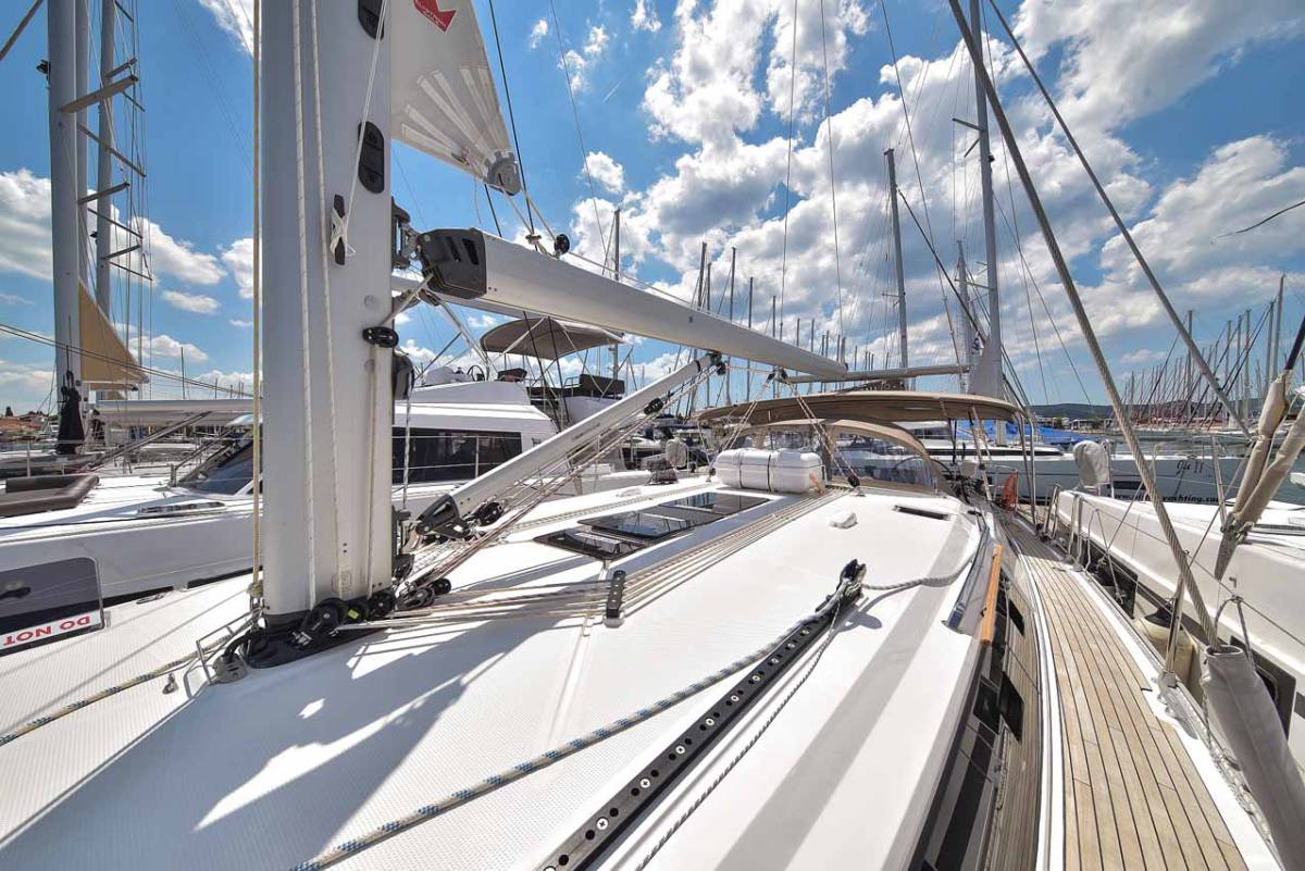 Bavaria Cruiser 51, Donna I | Yacht Charter Croatia