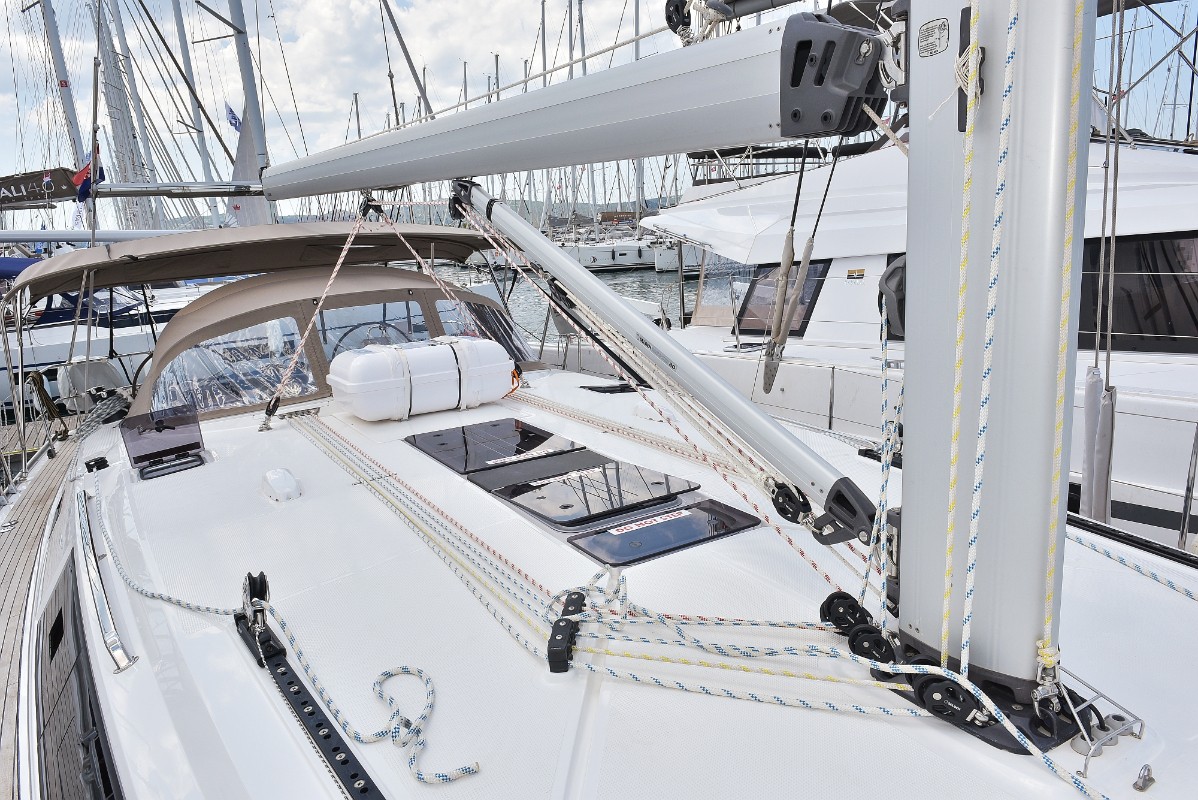 Bavaria Cruiser 51, Donna I | Yacht Charter Croatia