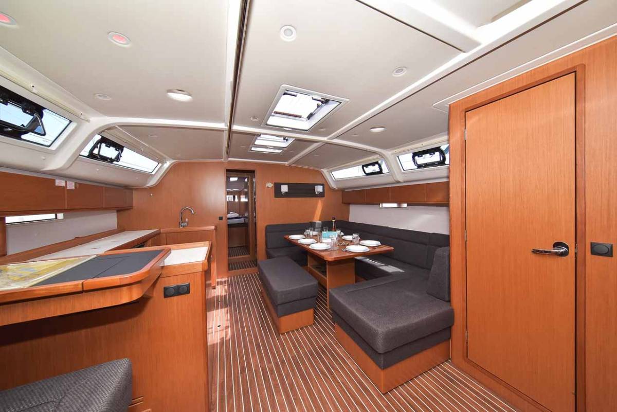 Bavaria Cruiser 51, Donna I | Yacht Charter Croatia