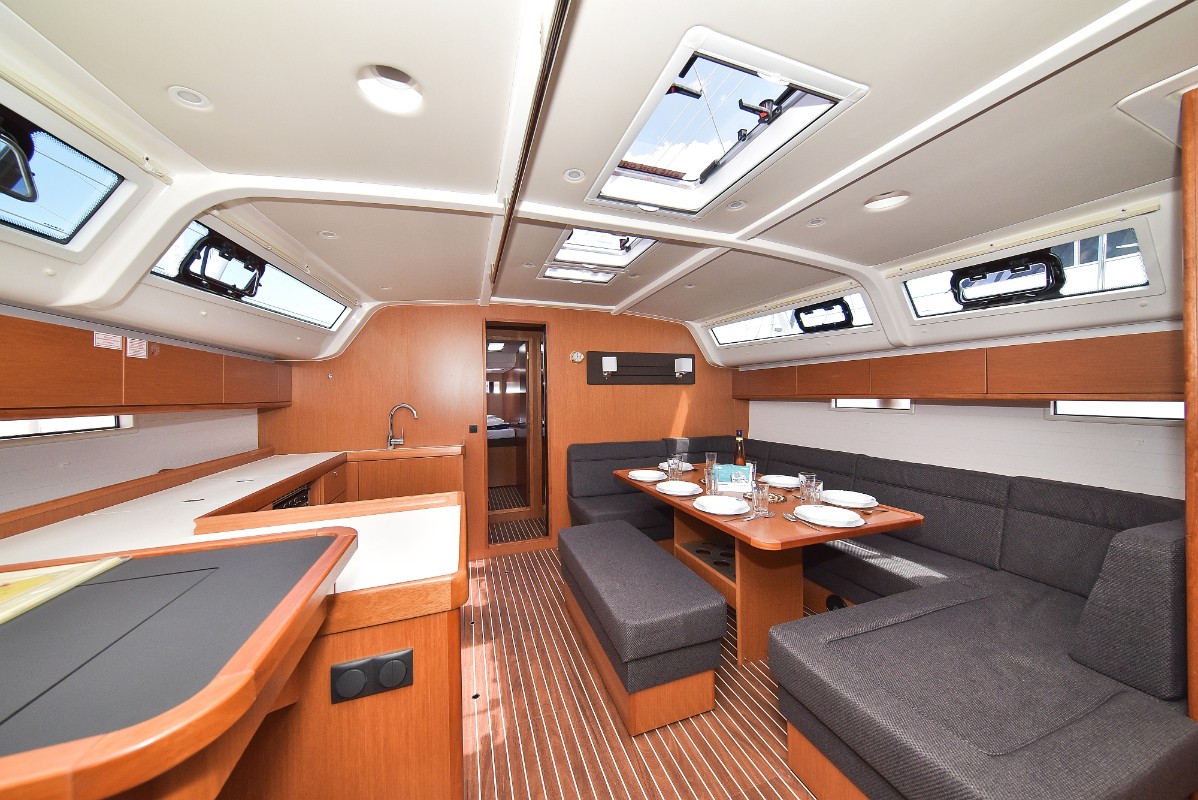 Bavaria Cruiser 51, Donna I | Yacht Charter Croatia