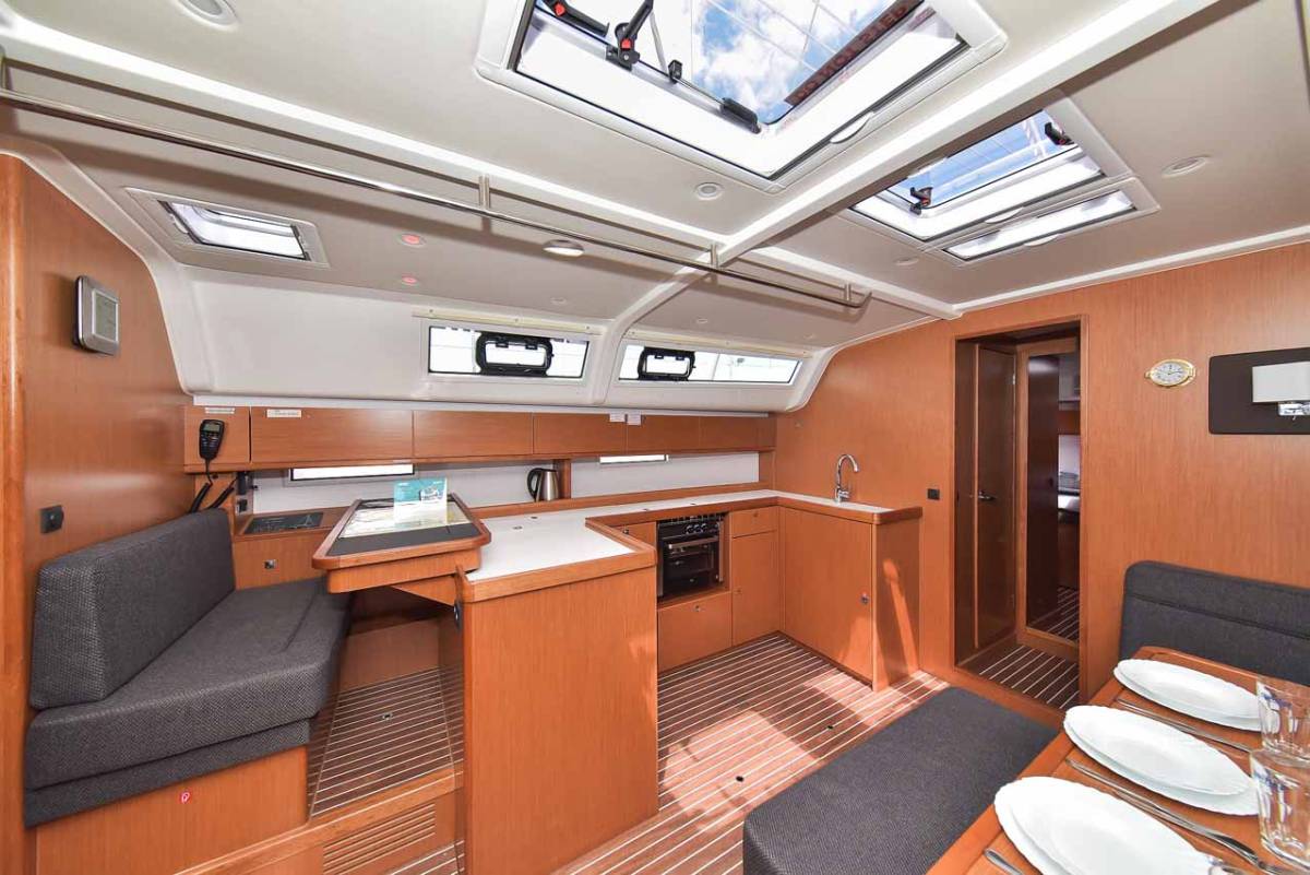 Bavaria Cruiser 51, Donna I | Yacht Charter Croatia