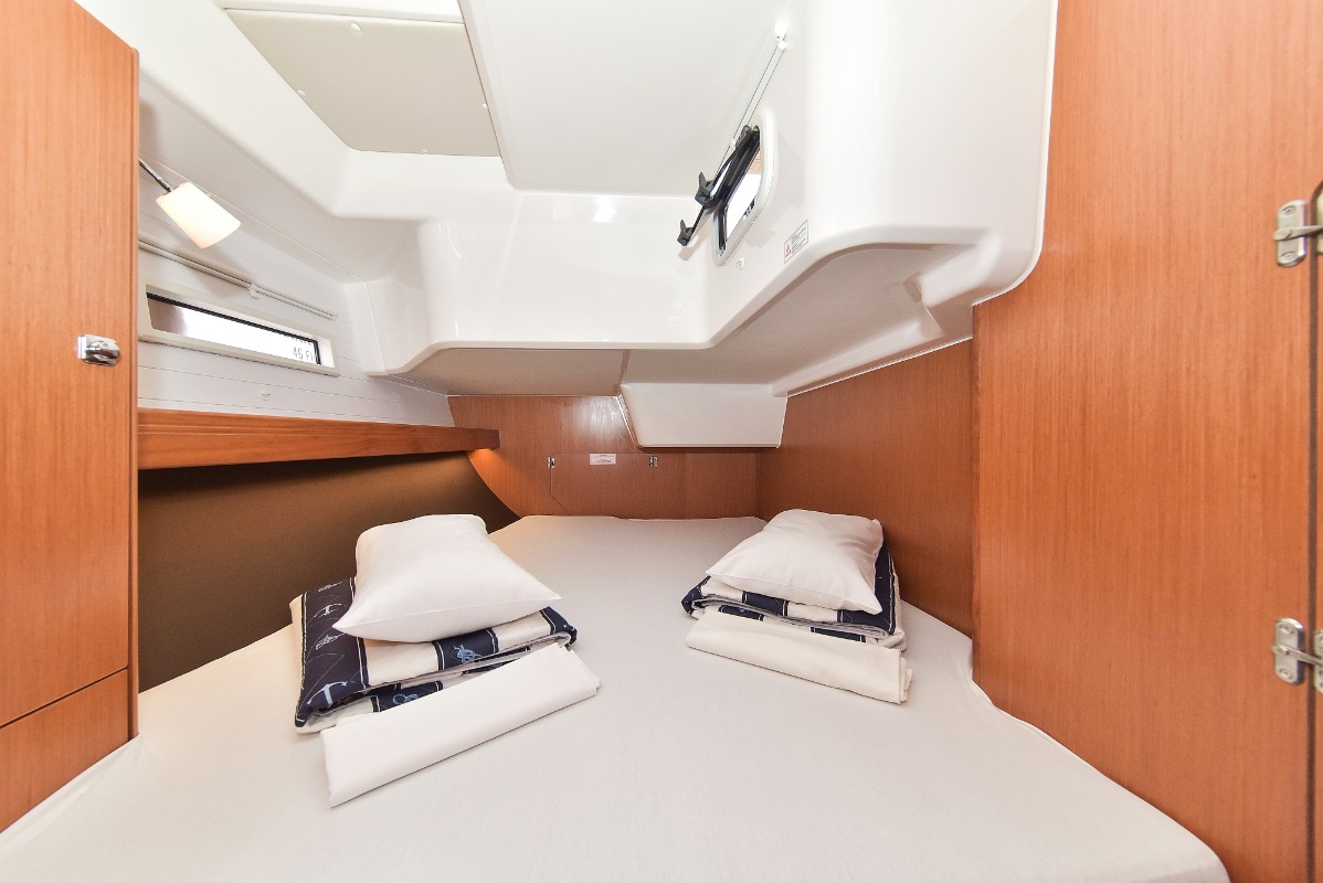 Bavaria Cruiser 51, Donna I | Yacht Charter Croatia