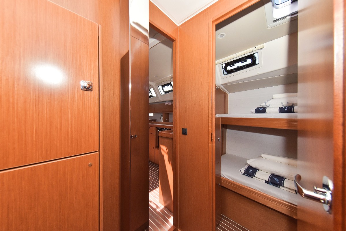 Bavaria Cruiser 51, Donna I | Yacht Charter Croatia