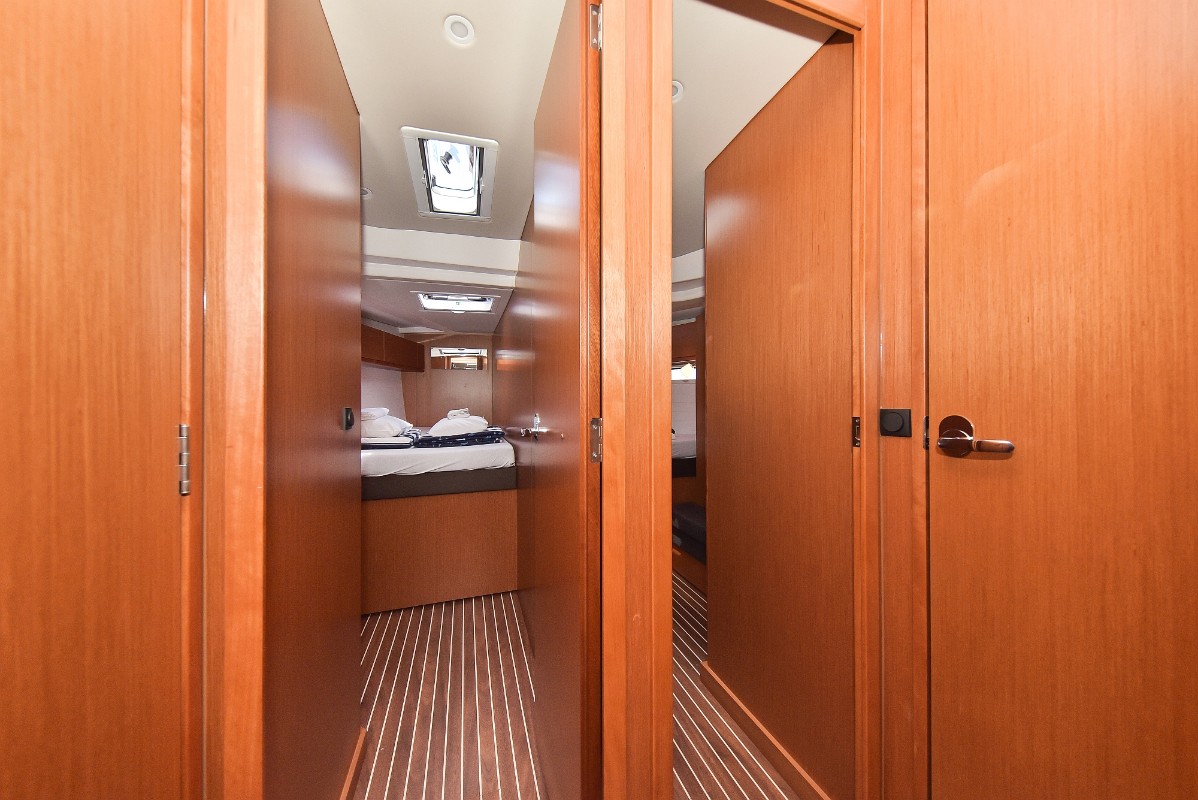 Bavaria Cruiser 51, Donna I | Yacht Charter Croatia