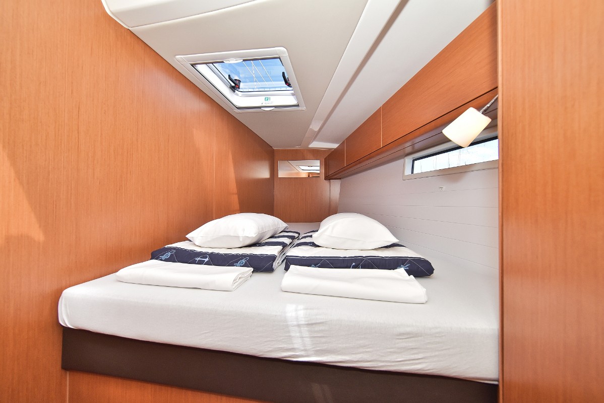 Bavaria Cruiser 51, Donna I | Yacht Charter Croatia