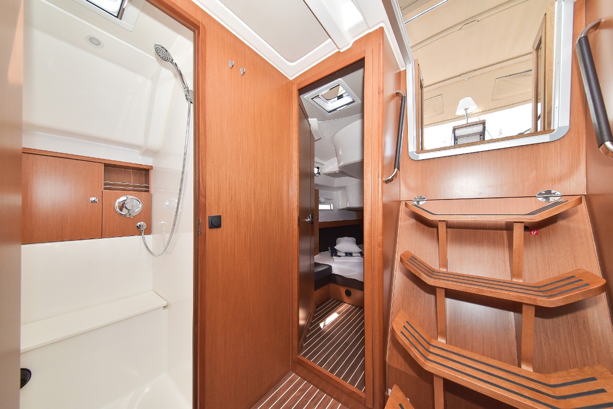 Bavaria Cruiser 51, Donna I | Yacht Charter Croatia