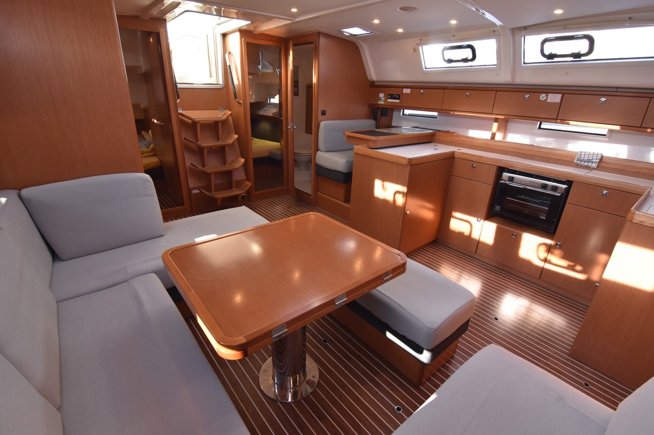 Bavaria Cruiser 51, Tramuntana | Yacht Charter Croatia