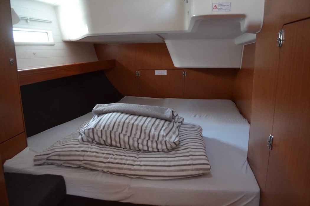 Bavaria Cruiser 51, Isabella | Yacht Charter Croatia