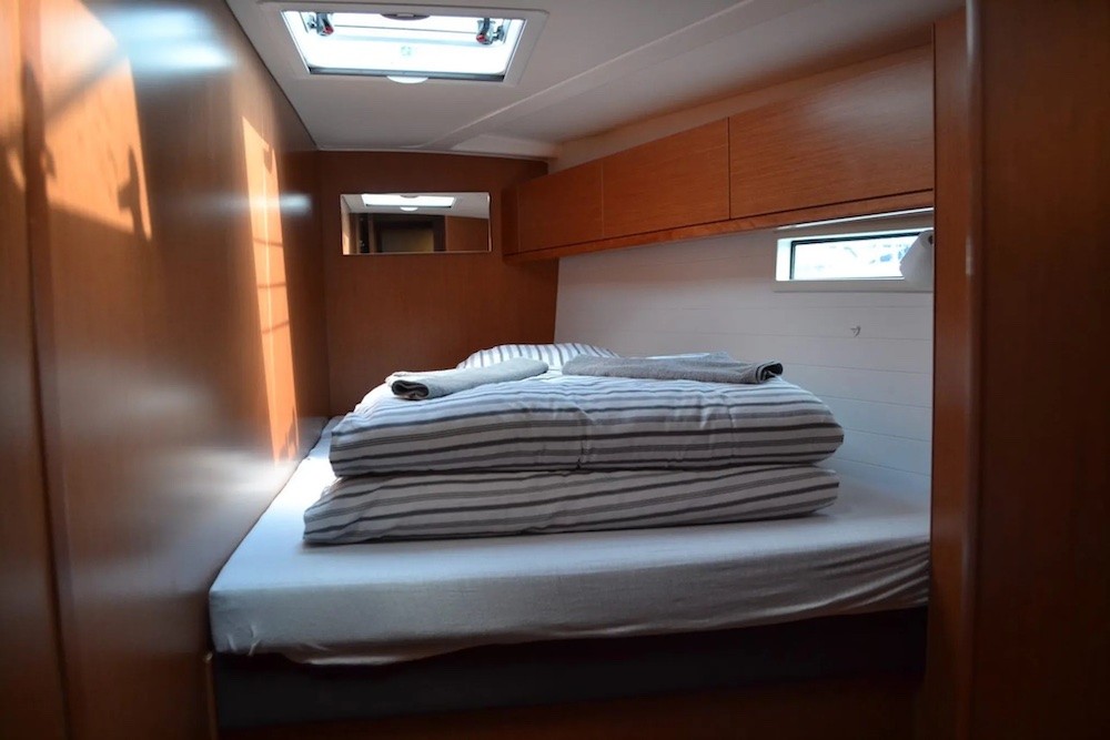 Bavaria Cruiser 51, Isabella | Yacht Charter Croatia