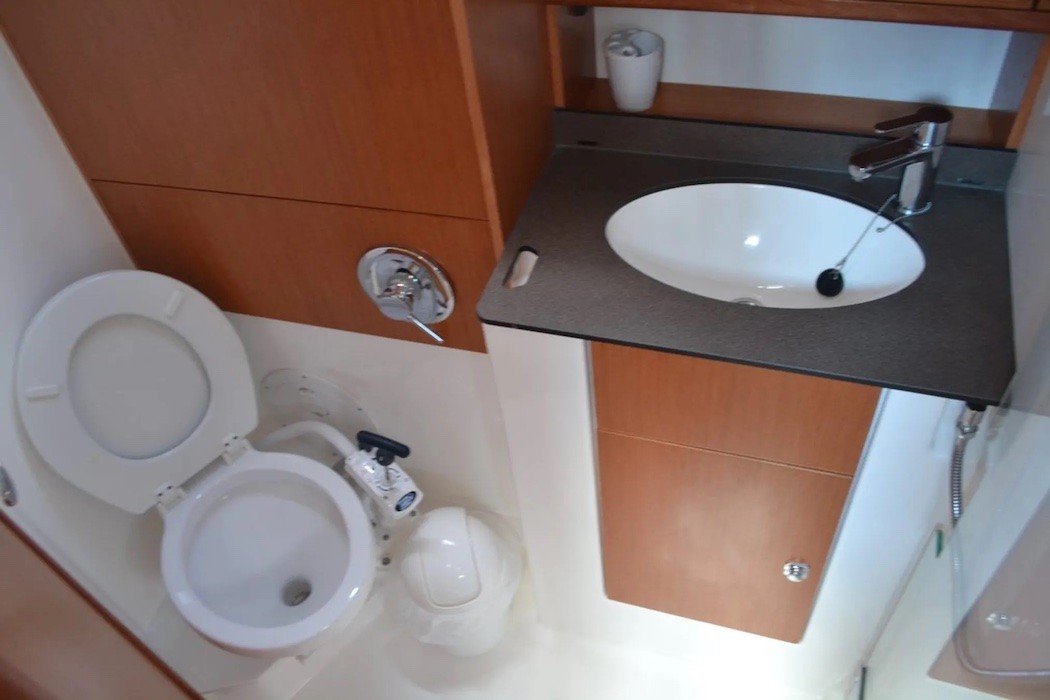 Bavaria Cruiser 51, Isabella | Yacht Charter Croatia