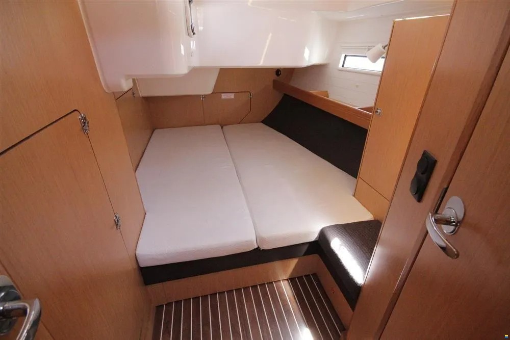 Bavaria Cruiser 51, Petra 2 | Yacht Charter Croatia