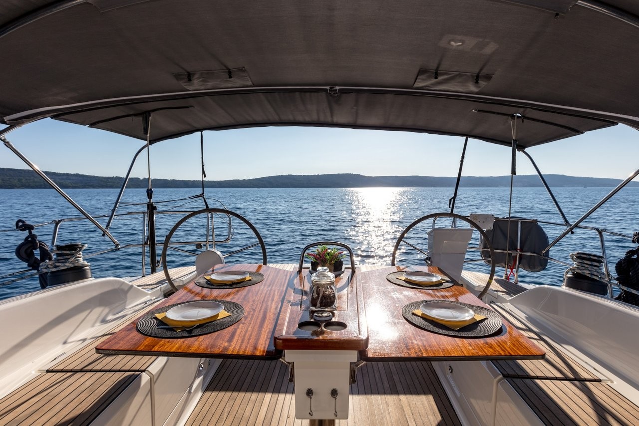 Bavaria Cruiser 51, Lui | Yachtcharter Kroatien