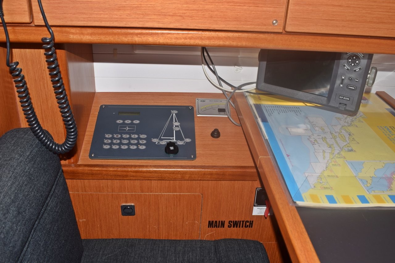 Bavaria Cruiser 51, Podkamenica | Yacht Charter Croatia