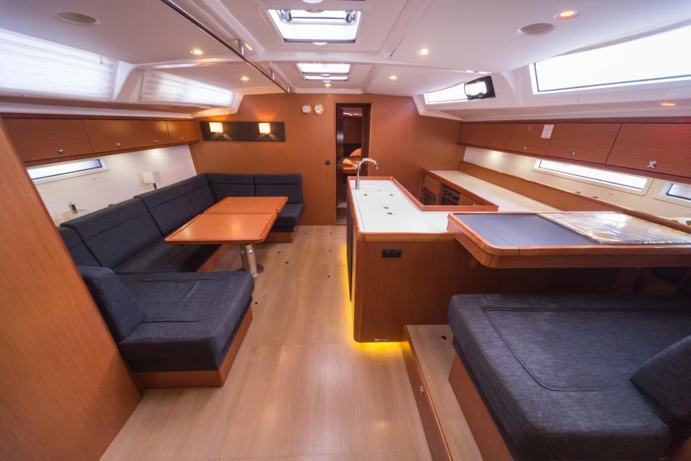 Bavaria Cruiser 56, LA VESTALE | Yacht Charter Croatia