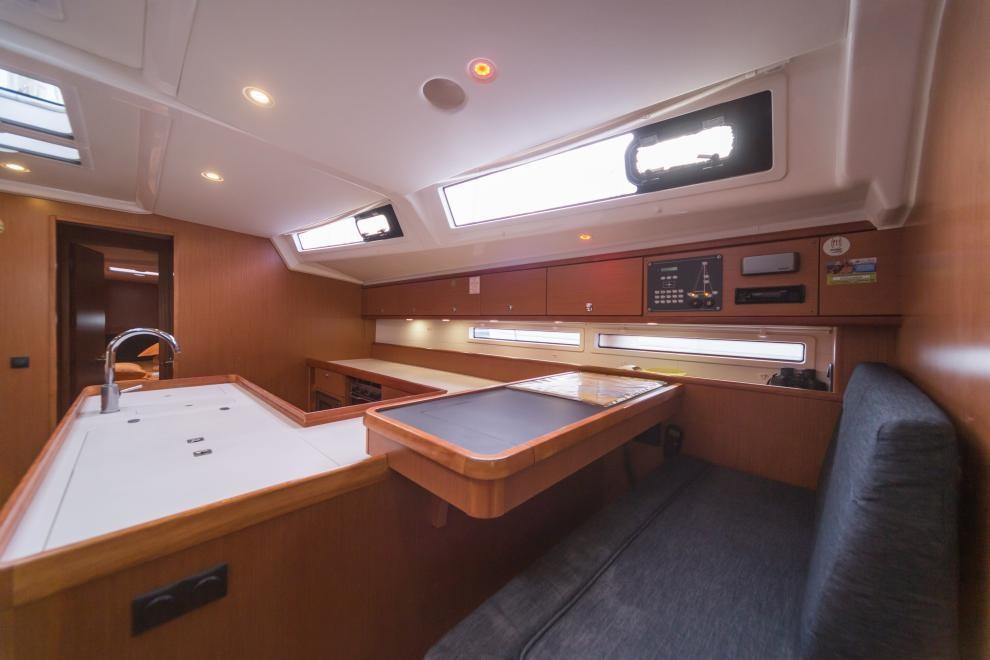 Bavaria Cruiser 56, LA VESTALE | Yacht Charter Croatia