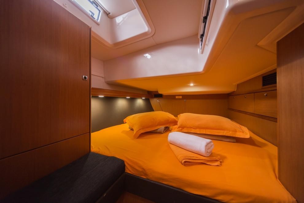 Bavaria Cruiser 56, LA VESTALE | Yacht Charter Croatia