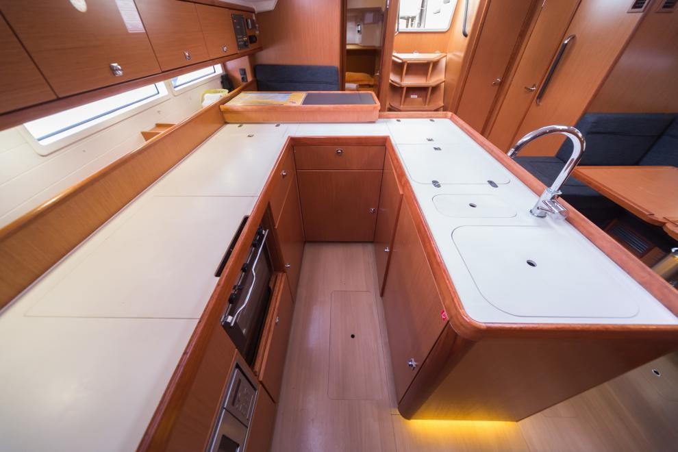 Bavaria Cruiser 56, LA VESTALE | Yacht Charter Croatia
