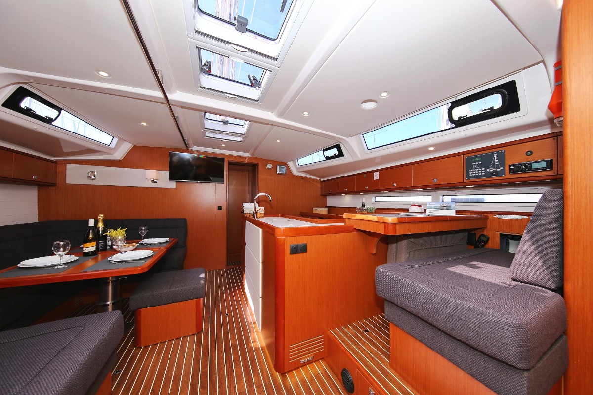 Bavaria Cruiser 56, El Karinjo | Yachtcharter Kroatien