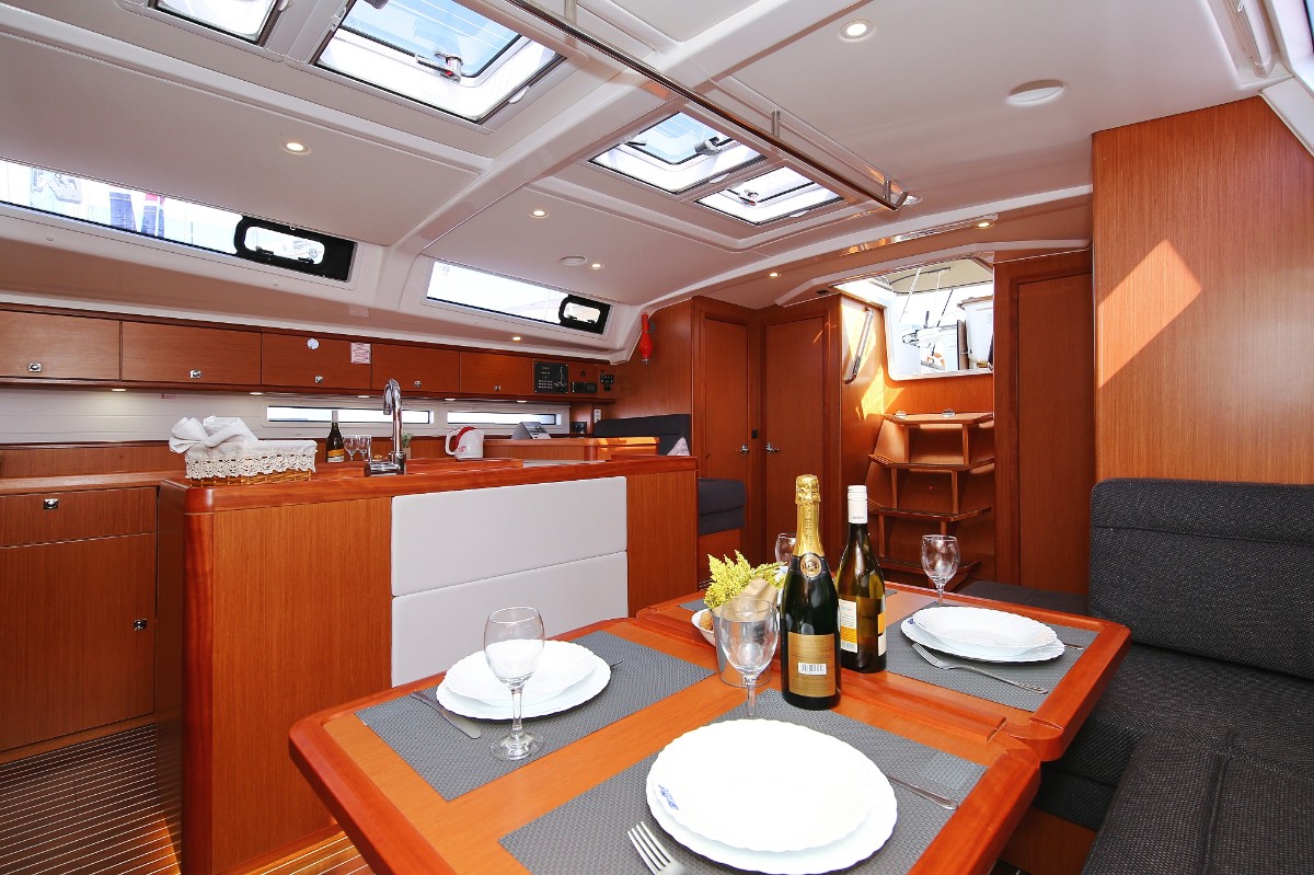 Bavaria Cruiser 56, El Karinjo | Yachtcharter Kroatien