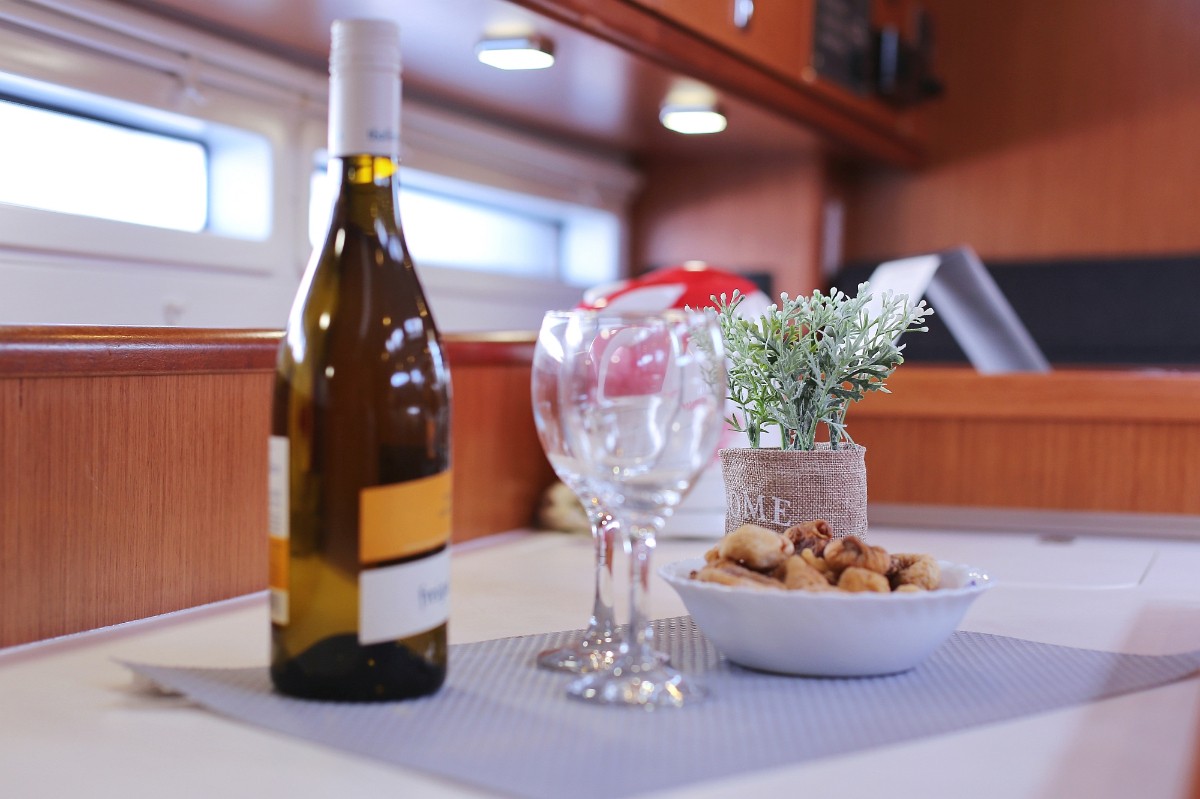 Bavaria Cruiser 56, El Karinjo | Yachtcharter Kroatien