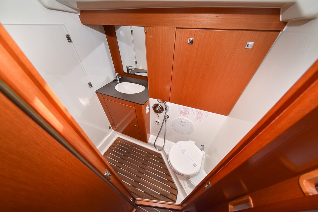 Bavaria Cruiser 56, Fat Boy | Yacht Charter Croatia