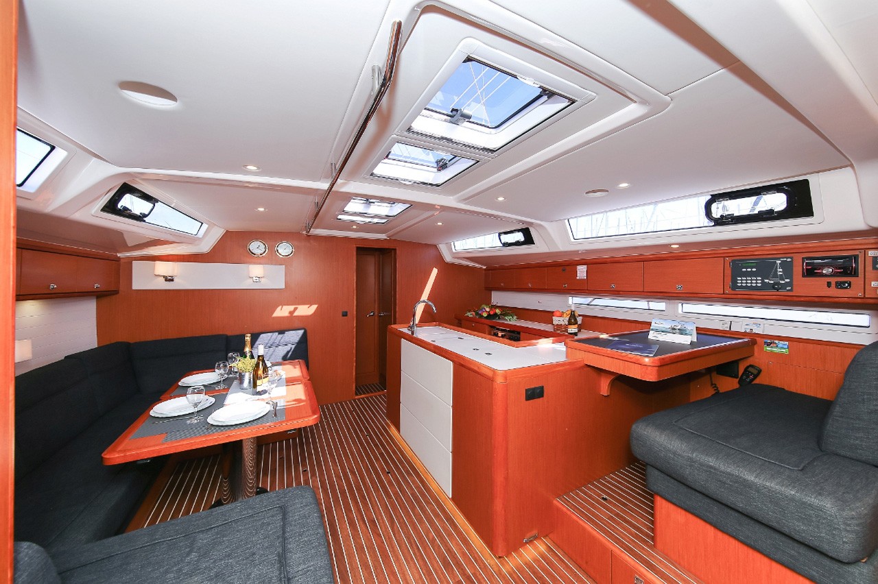 Bavaria Cruiser 56, Domo | Yacht Charter Croatia
